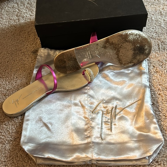 Giuseppe zanotti sandals with Swarovski crystal on the toe European size 40 - Picture 2 of 5